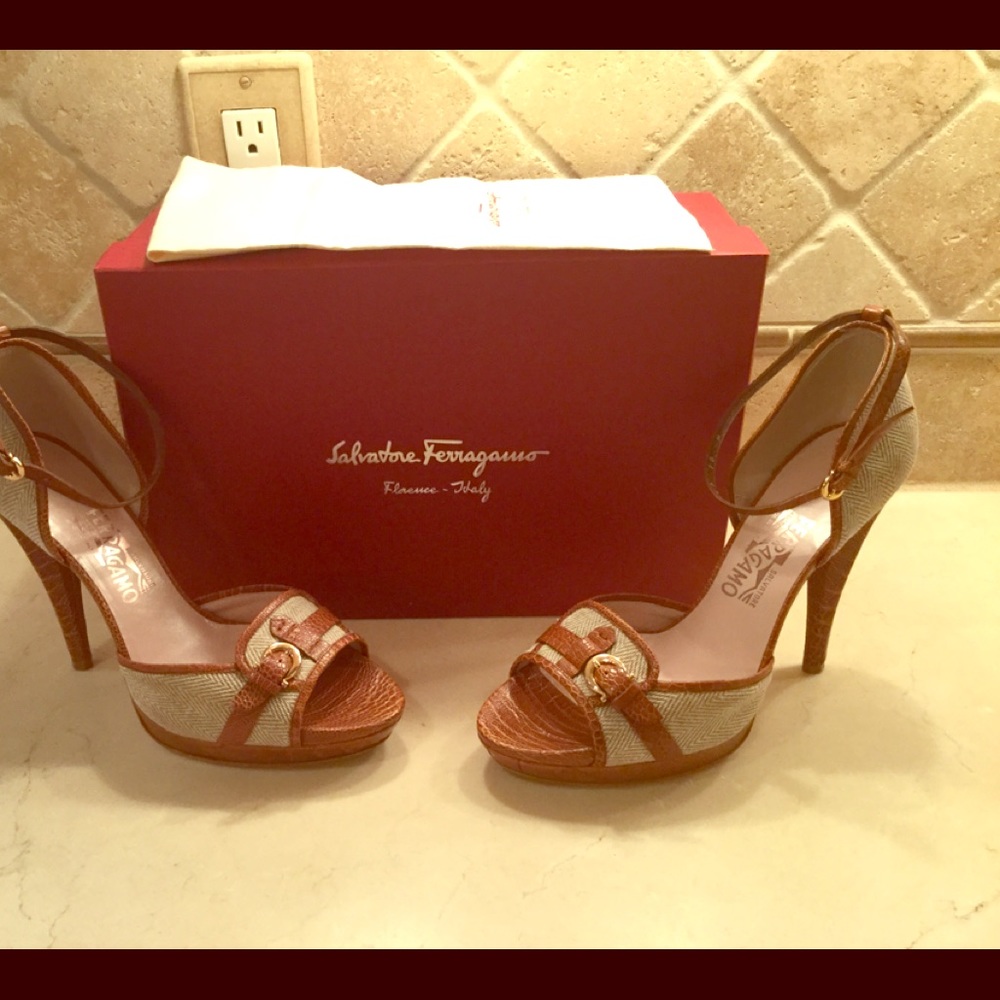 Salvatore Ferragamo Diamara Tan Ostrich Sandal